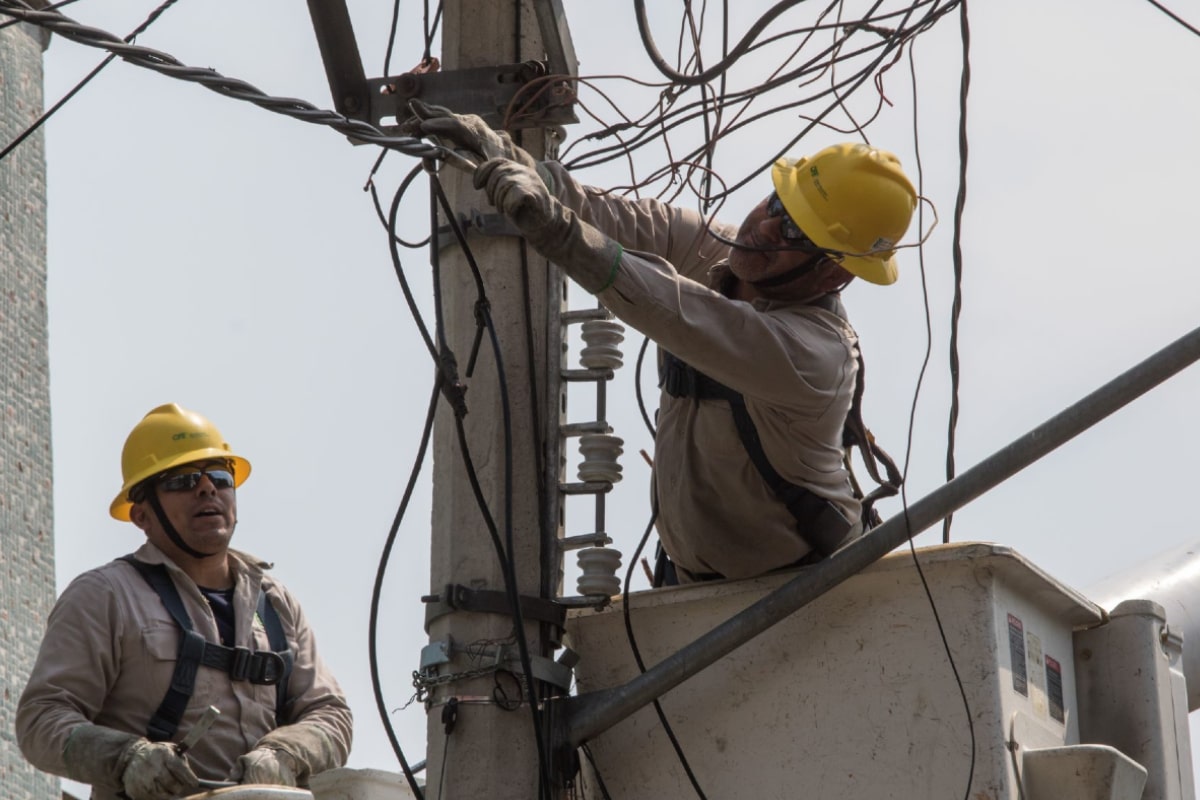 Expertos señalan que la propuesta de reforma eléctrica de AMLO provocará tensiones entre México y EU.