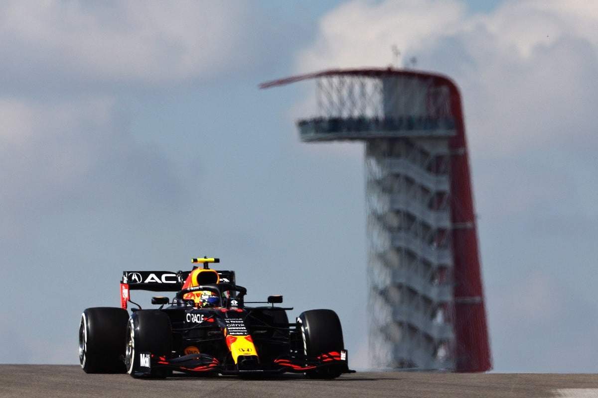 Foto: @SChecoPerez. Checo Pérez saldrá desde la tercera posición en Austin.