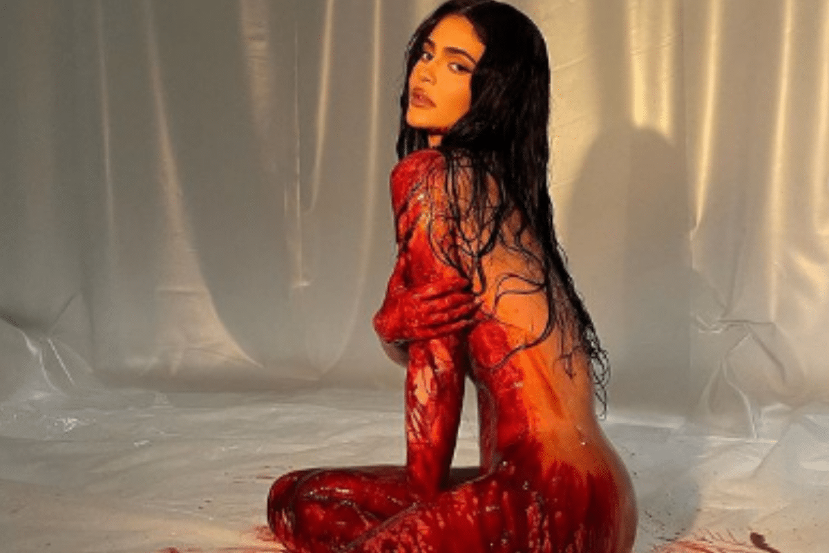 Conoce la colección de Halloween de Kylie Jenner ¡que sale mañana!