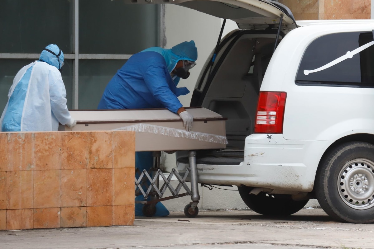 Foto: Cuartoscuro. La Ssa entregó su reporte más reciente sobre decesos por Covid-19.