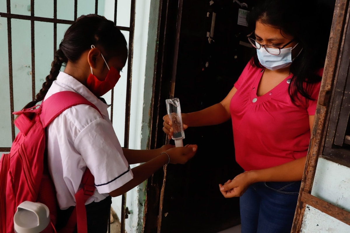 Foto: Archivo. AMLO señaló que sus adversarios se han portado muy mal durante la pandemia de covid-19.