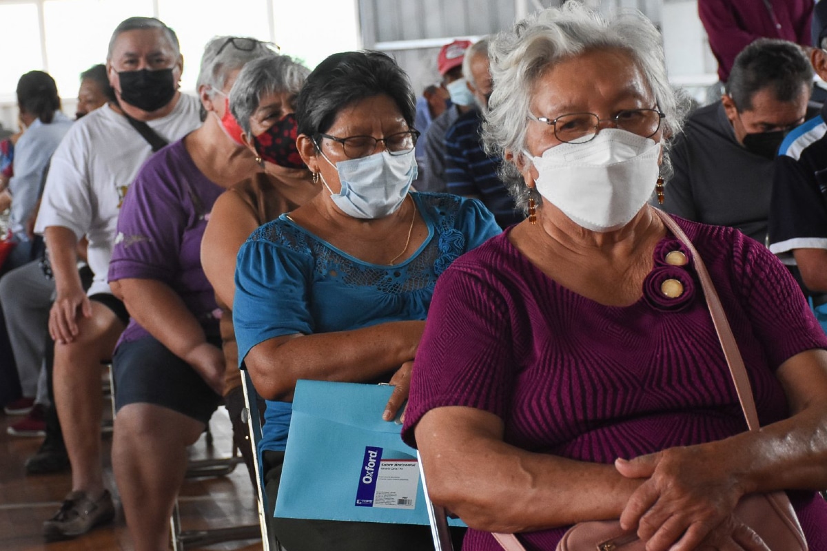 Foto: Cuartoscuro. El Presidente confirmó la dosis de refuerzo contra Covid-19 para adultos mayores.