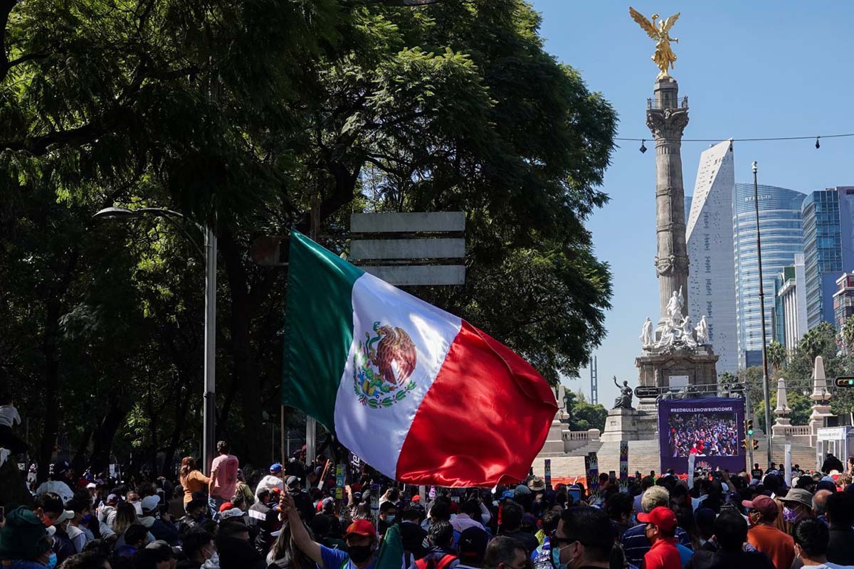 Eventos turísticos incrementan ventas de comercios aledaños al Ángel de la Independencia