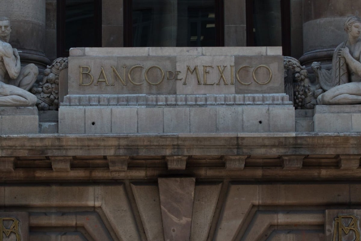 Banxico sube tasa objetivo en 25 puntos base a 5.0%