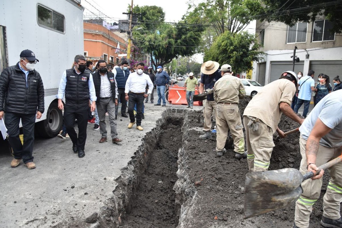 En alcaldía Miguel Hidalgo, colonia Tlaxpana estrena drenaje