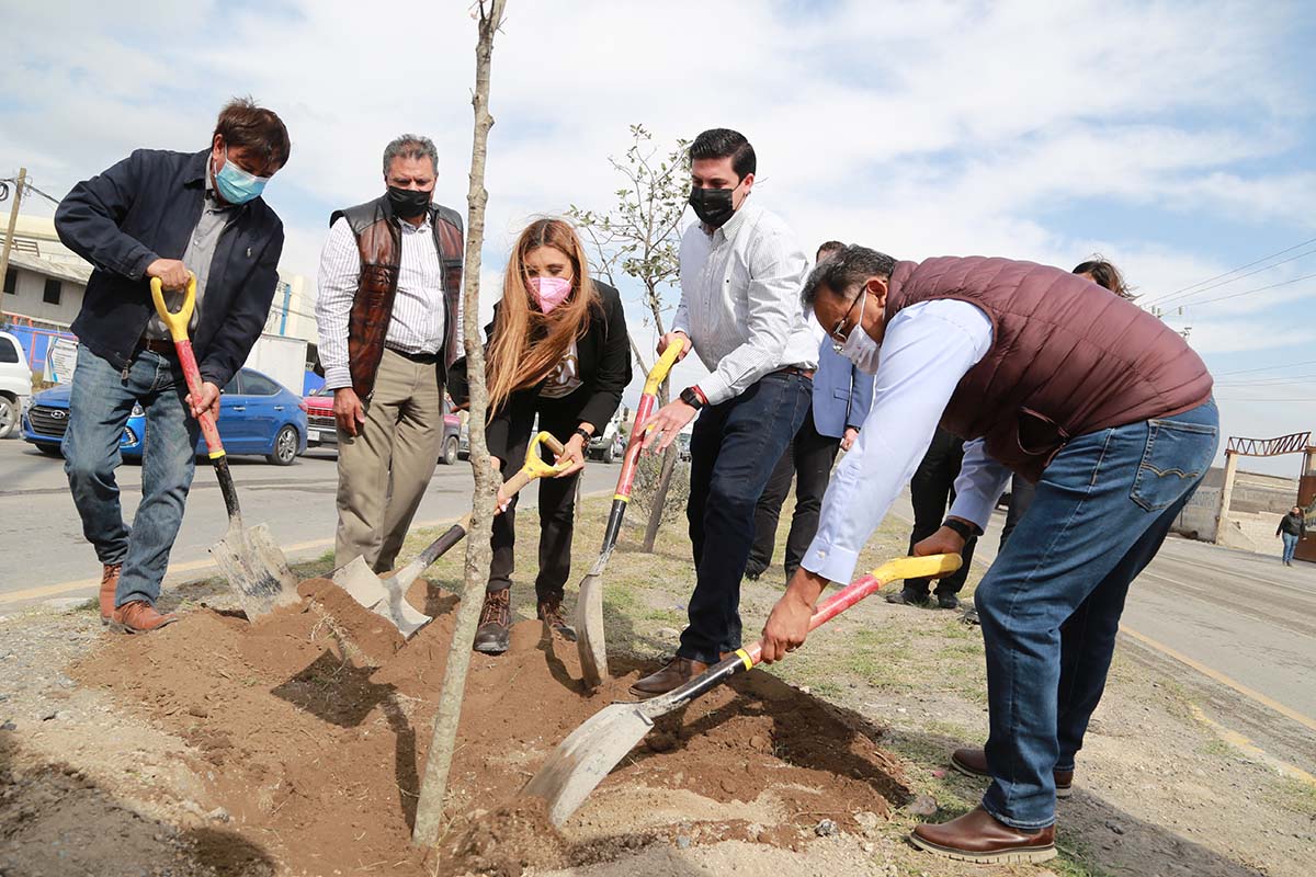 Escobedo y Salinas Victoria inician operativos contra vehículos contaminantes