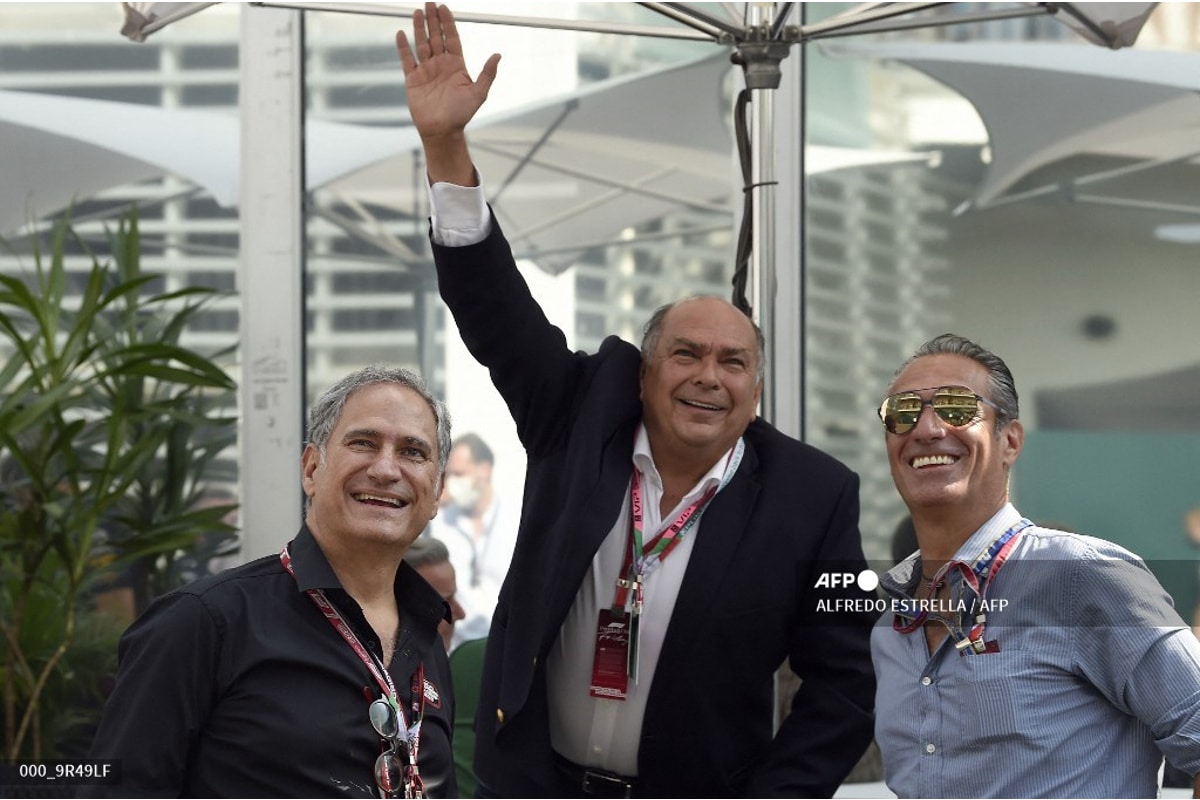 Foto: AFP | Antonio Pérez, padre de Checo Pérez compartió algunas palabras previo a la carrera de su hijo.