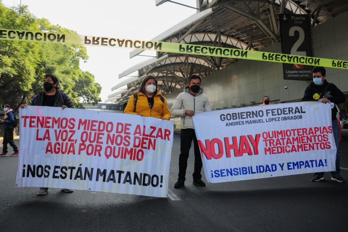 Foto: Daniel Augusto | Este 11 de noviembre se prevé la movilización de al menos dos marchas en la capital; el acceso a la Terminal 1 del AICM continúa bloqueado.