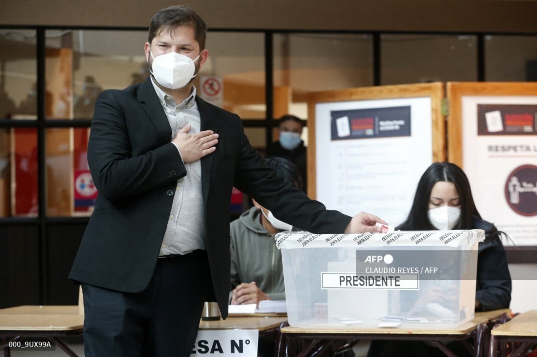 Foto: AFP | Gabriel Boric se convirtió en el presidente más joven de Chile, un país con grandes desigualdades sociales que el líder milenial quiere resolver