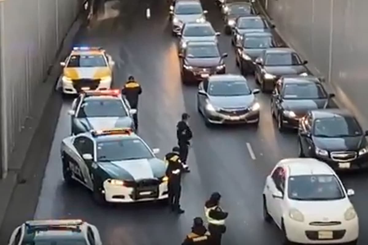 Foto: Captura de video. El hombre se arrojó a Circuito Interior a la altura de la GAM.