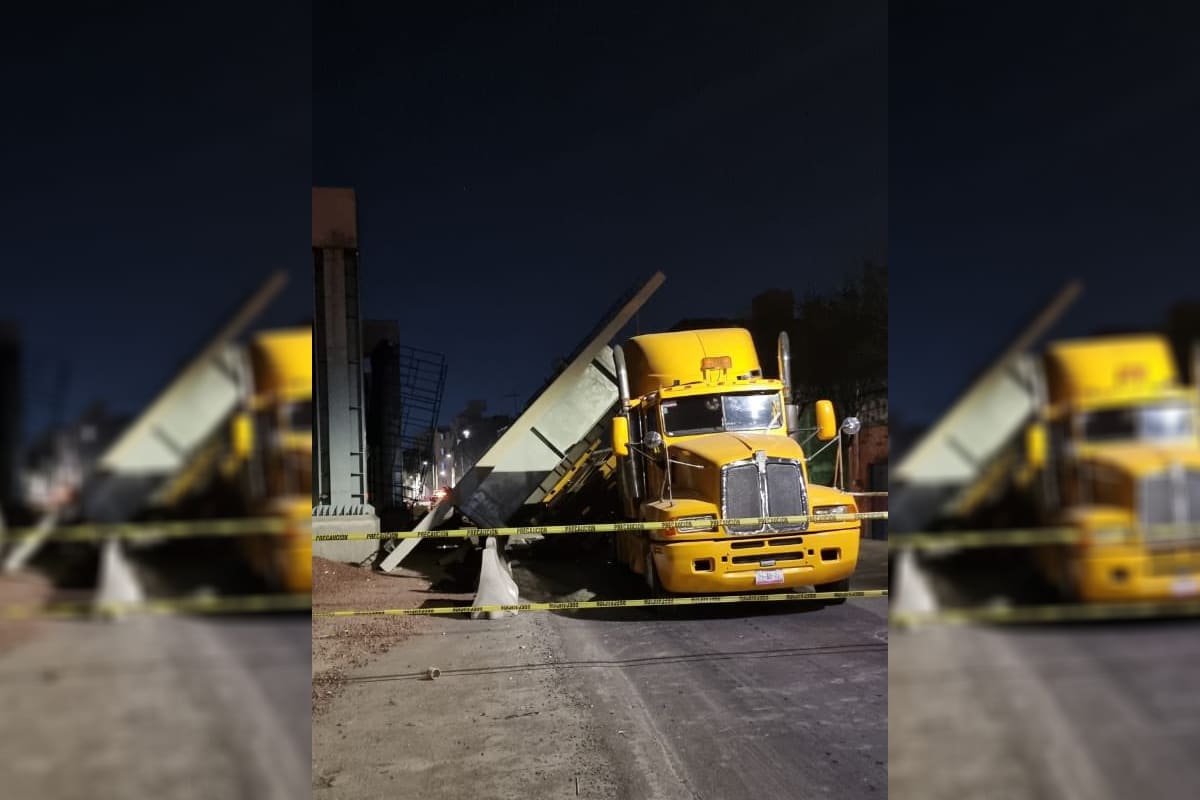 Foto: Especial. La Calzada Ermita Iztapalapa está cerrada debido al deslizamiento de una trabe de su transporte.