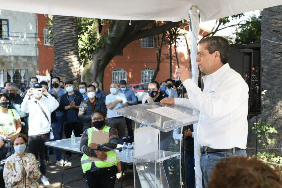 Foto: Cortesía | Por la tarde, Giovani Gutiérrez asistió a la Conmemoración de 100 años del natalicio de Jesús Reyes Heroles