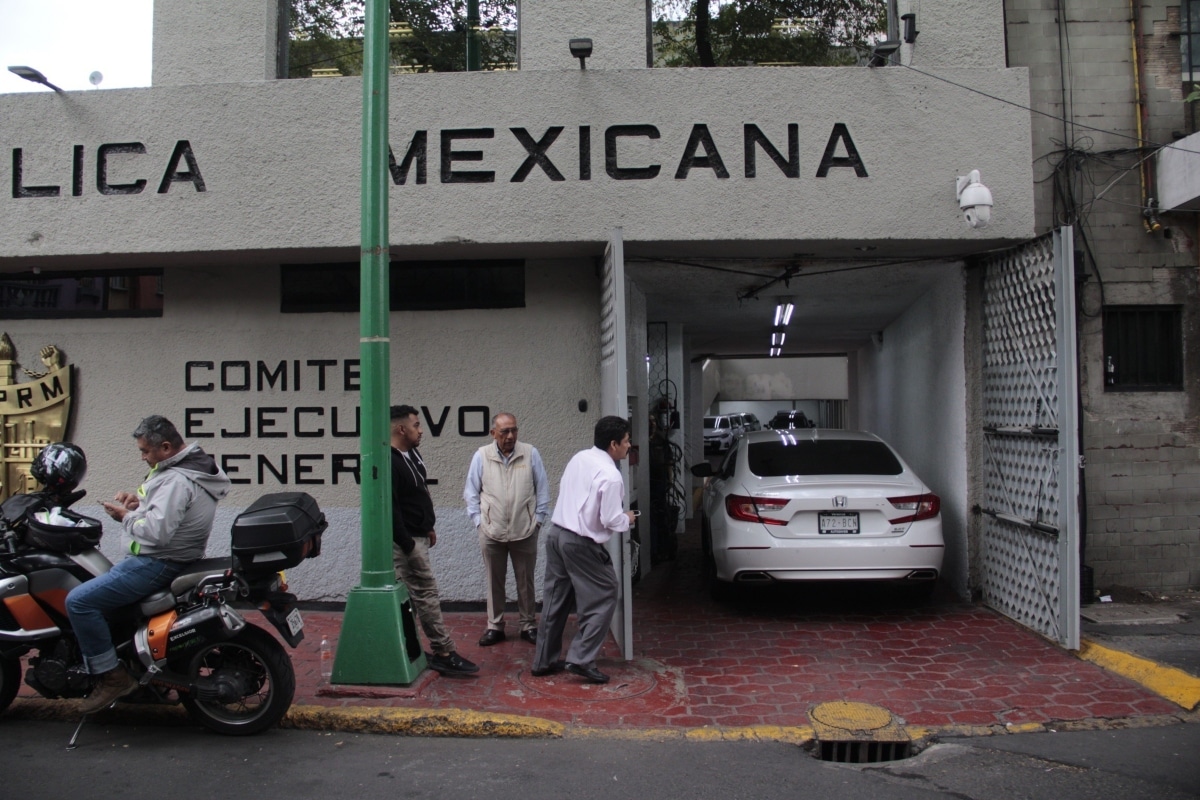 Foto: Cuartoscuro. l Petroleros denuncian en redes sociales coacción del voto a favor del candidato de Romero Deschamps.