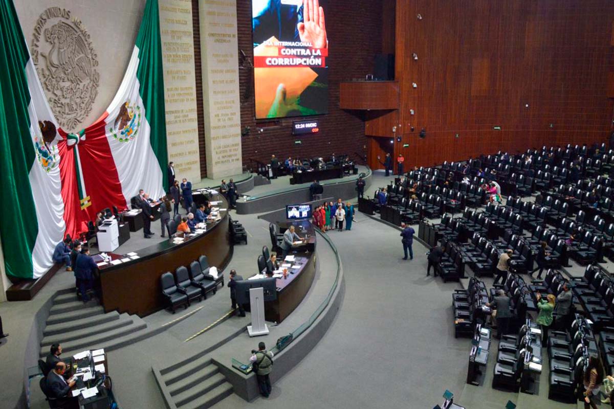 Suspenden sesión en San Lázaro por conflicto sindical