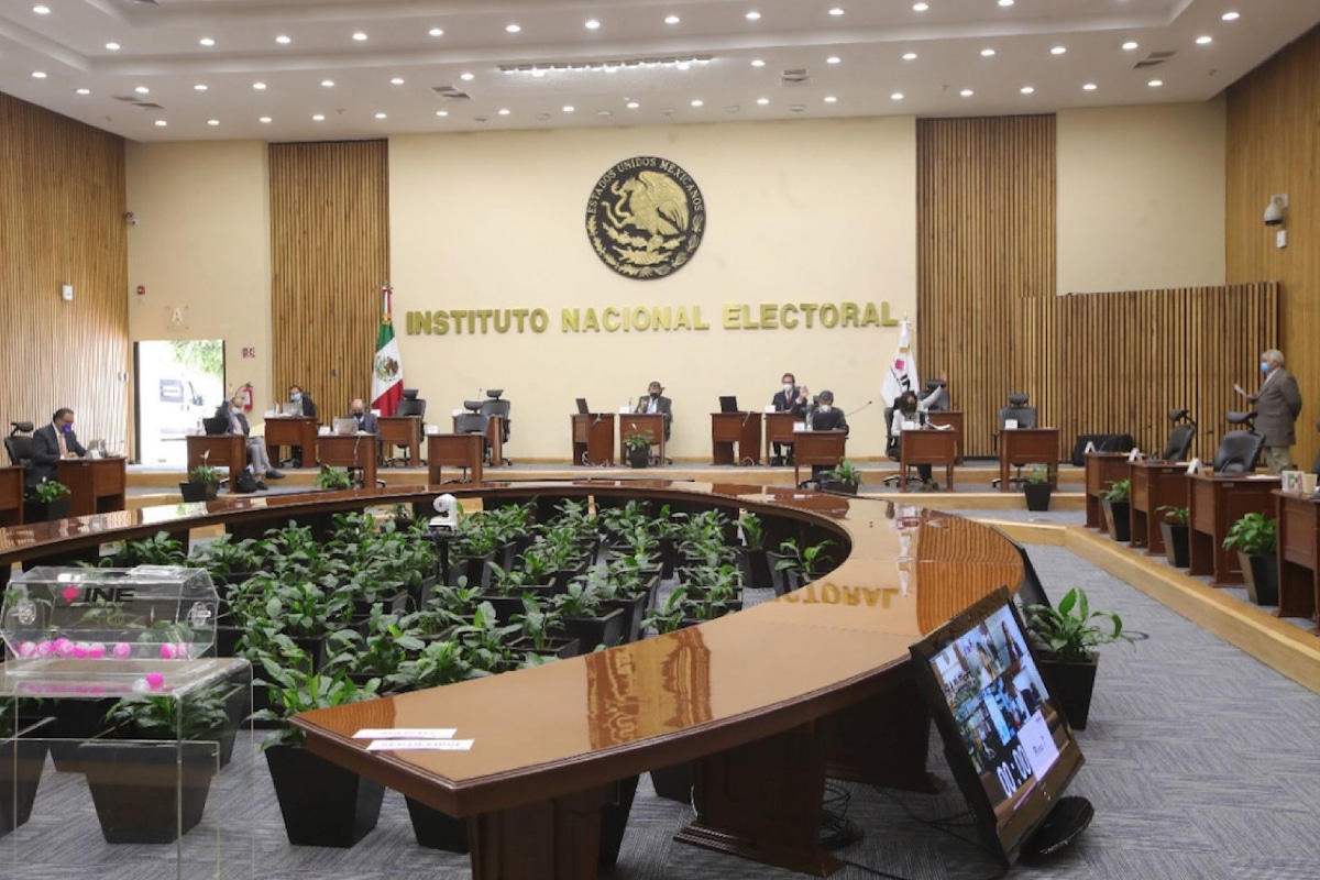 Foto: Cuartoscuro | La lideresa de la organización pidió al INE iniciar con la validación de las firmas.