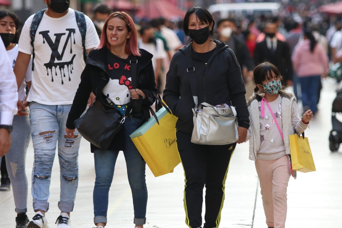 Foto: Archivo. Datos del Inegi y Banxico refieren que la confianza del consumidor bajo en diciembre.