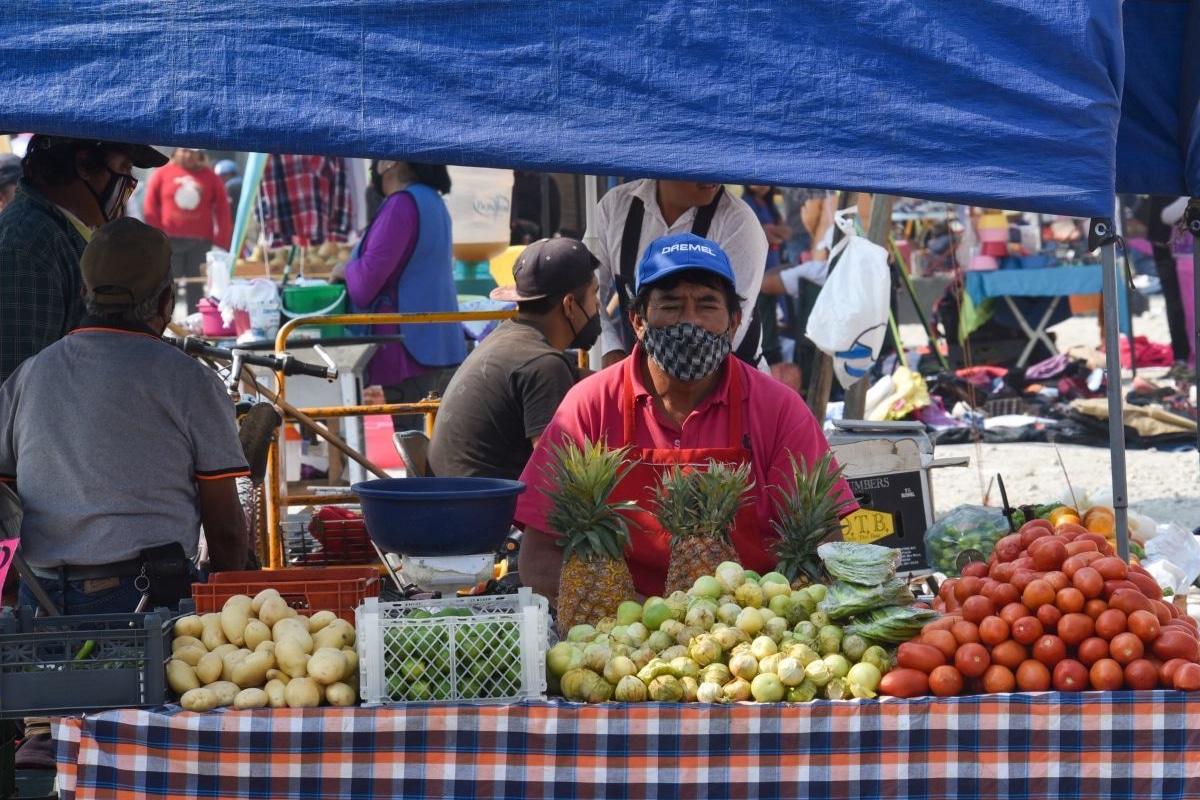 Foto: Cuartoscuro. El Inegi informó que la contribución de la economía informal al PIB disminuyó en 2020.