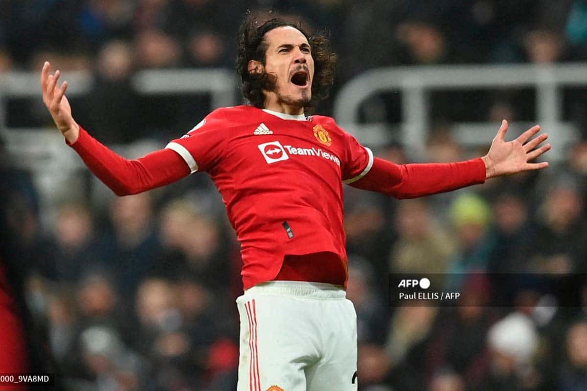 Cavani salva al Manchester United en Newcastle