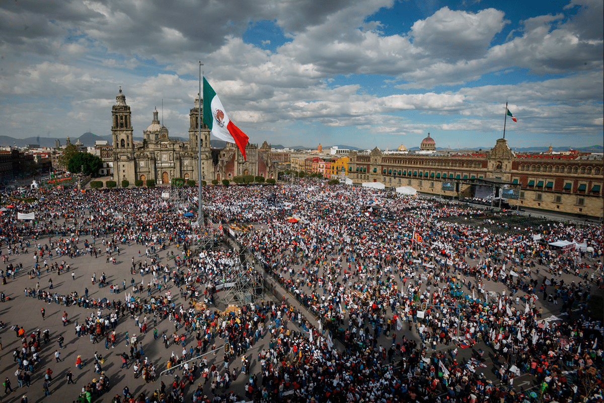 Inicia mensaje de AMLO en el Zócalo por los 3 años de Gobierno