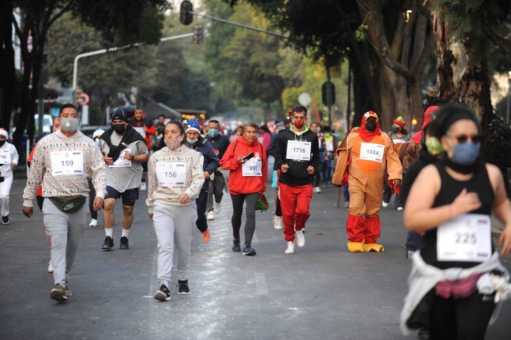 Foto: Cortesía | Abuelos, padres e hijos y personas con capacidades diferentes hicieron un recorrido fraternal por calles de la colonia Roma