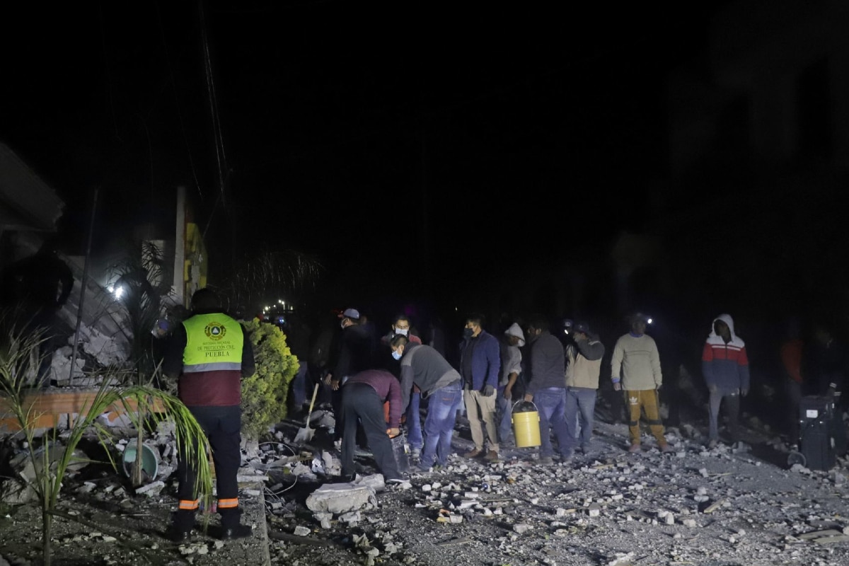 Foto: Mireya Novo/Cuartoscuro | Una menor de 13 presenta quemaduras de segundo grado, tras la explosión de un polvorín en Puebla.