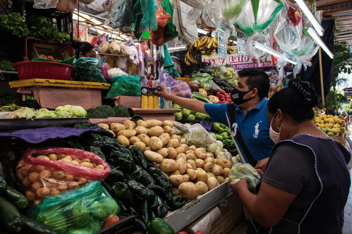 Foto: Cuartoscuro | El INPC registró un incremento mensual de 0.36% derivado de los aumentos en el costo de mercancías y servicios