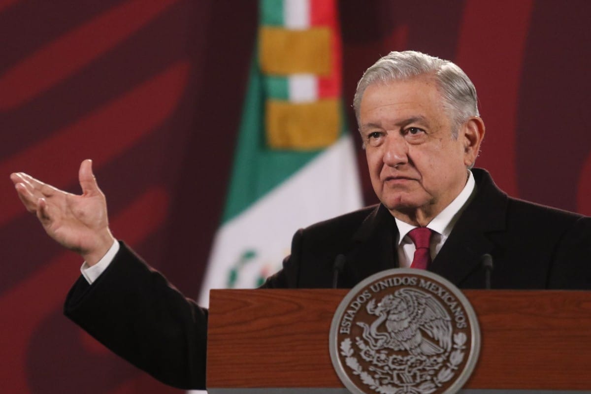 Lluvia de mensajes recibe AMLO tras contagiarse por Covid-19