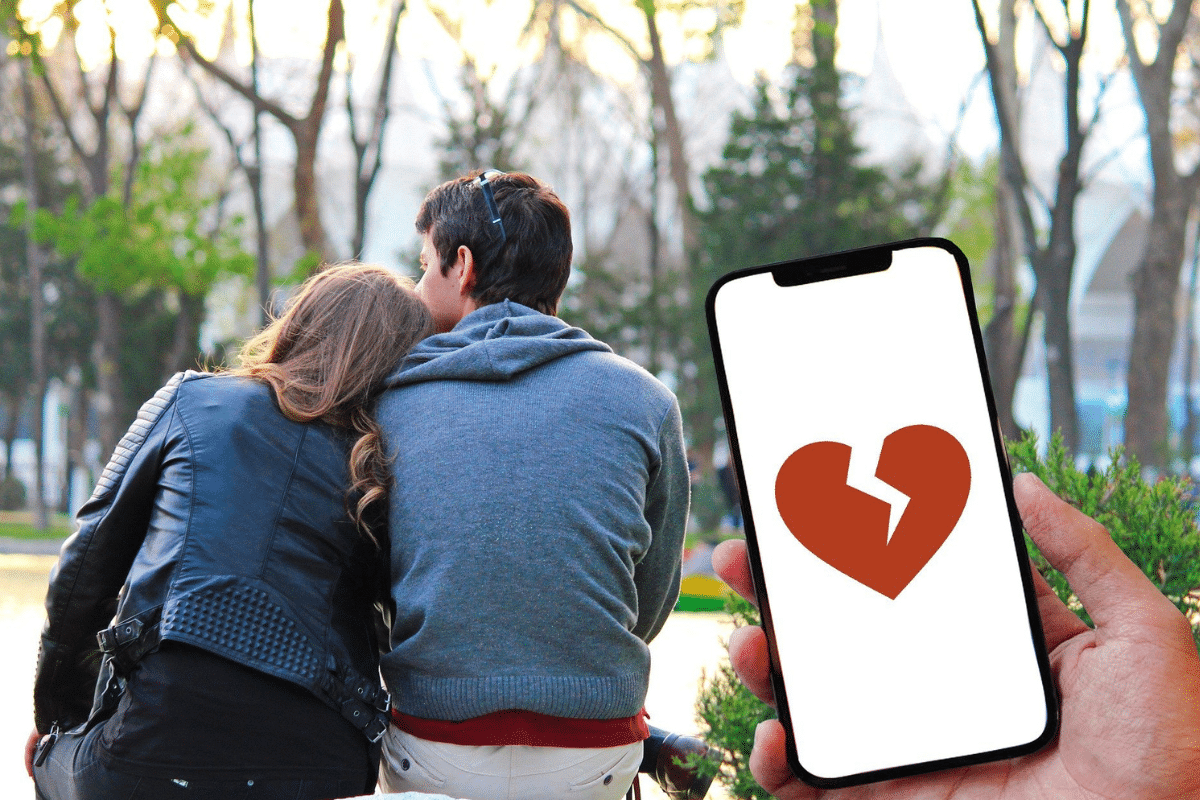 Foto: Freepik | ¡No gastes este 14 de febrero! Te revelamos un truco de WhatsApp para saber si tu pareja te es infiel