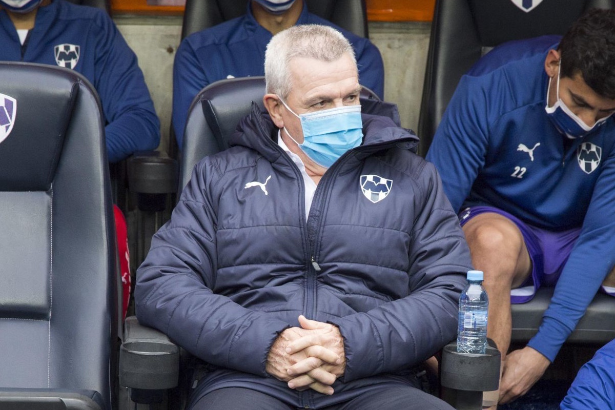 Rayados borra a Javier Aguirre