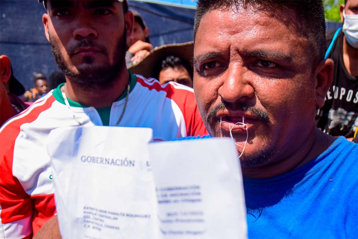 Reprueba INM exposición de migrantes que suturaron sus labios