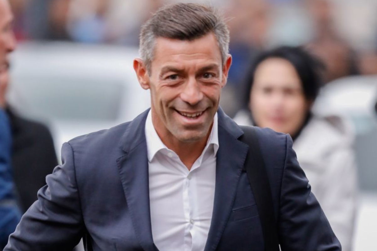 Santos Laguna cesa a Pedro Caixinha