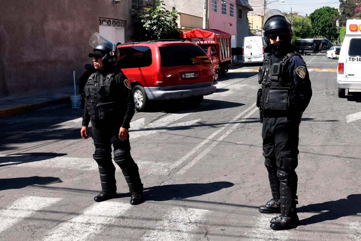 Agente de PDI abate a hombre que intentó asaltarlo en Iztapalapa 