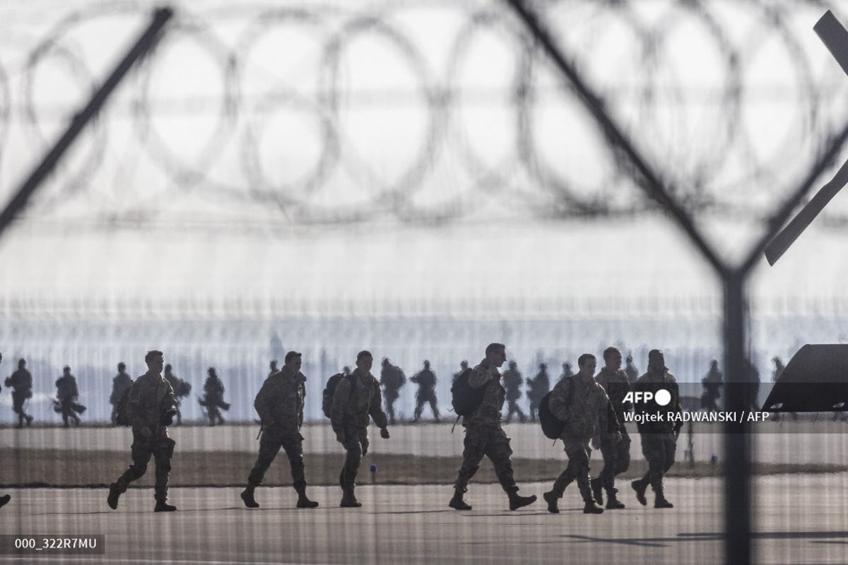 Soldados de EU arribaron a Polonia en las cercanías de la frontera con Ucrania.