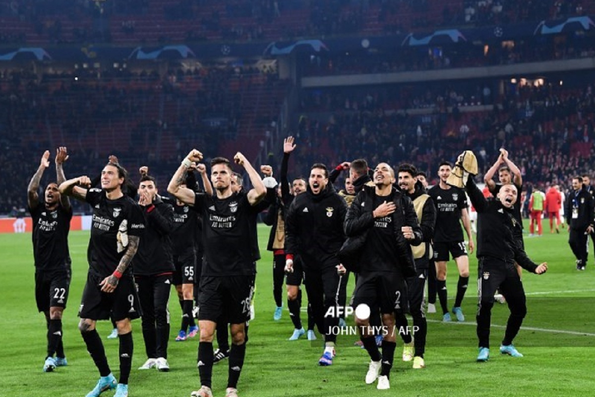 BENFICA VS AJAX