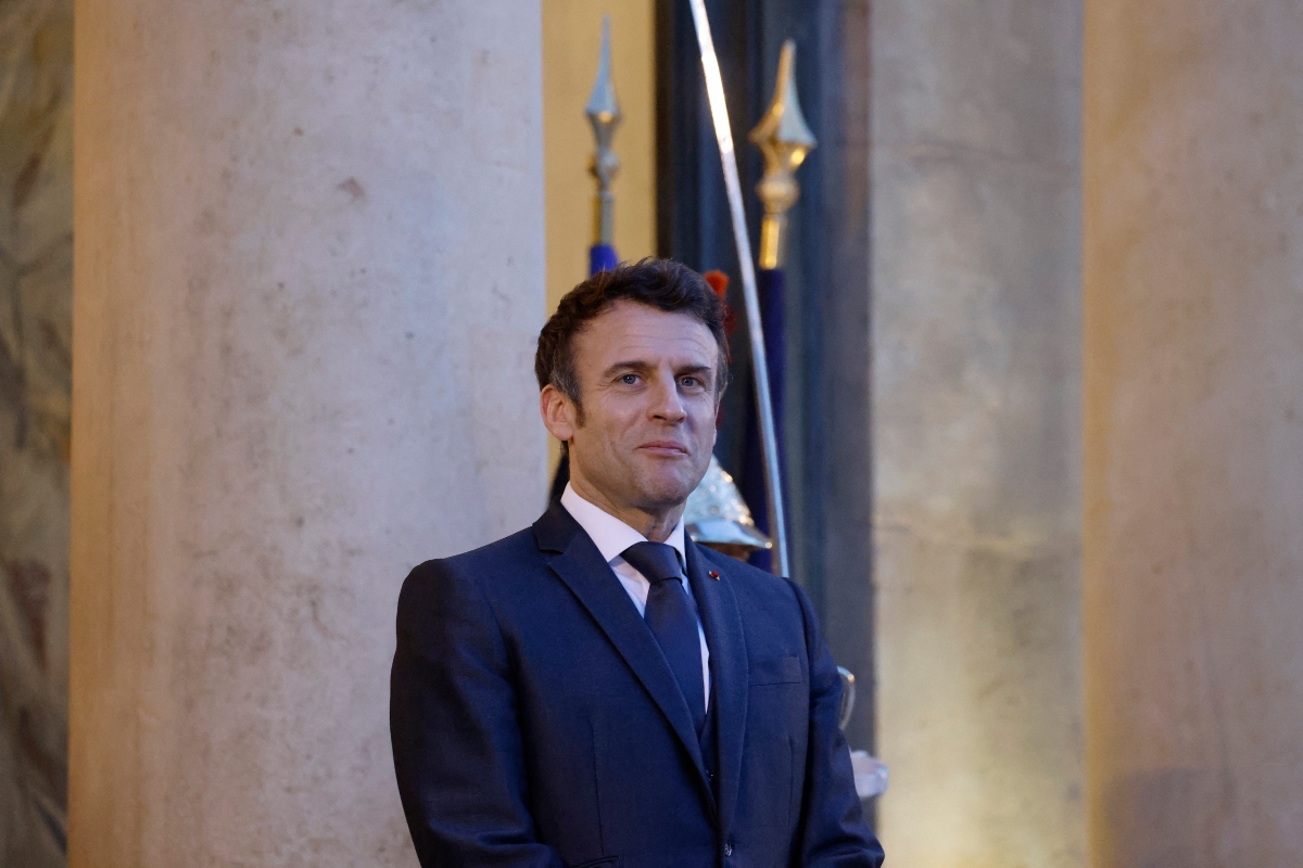 MACRON