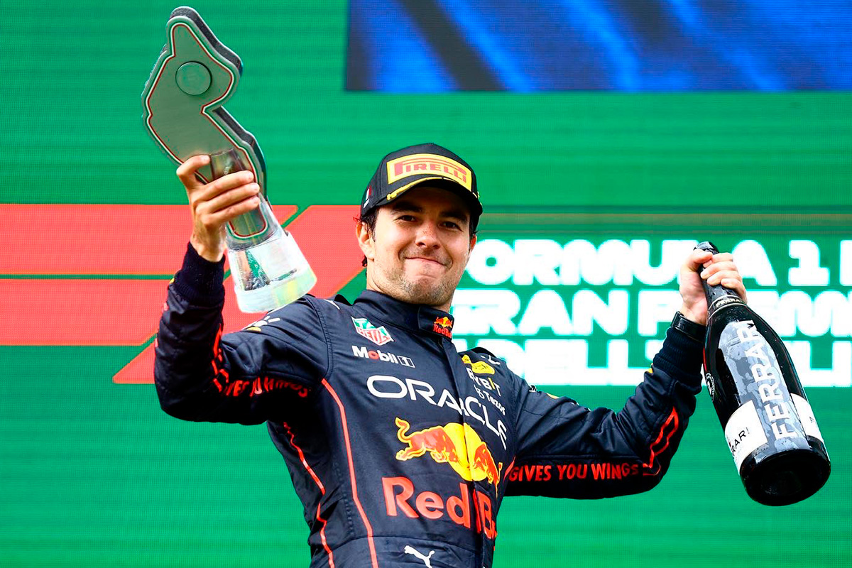 Fututo de Checo en Red Bull hasta el verano