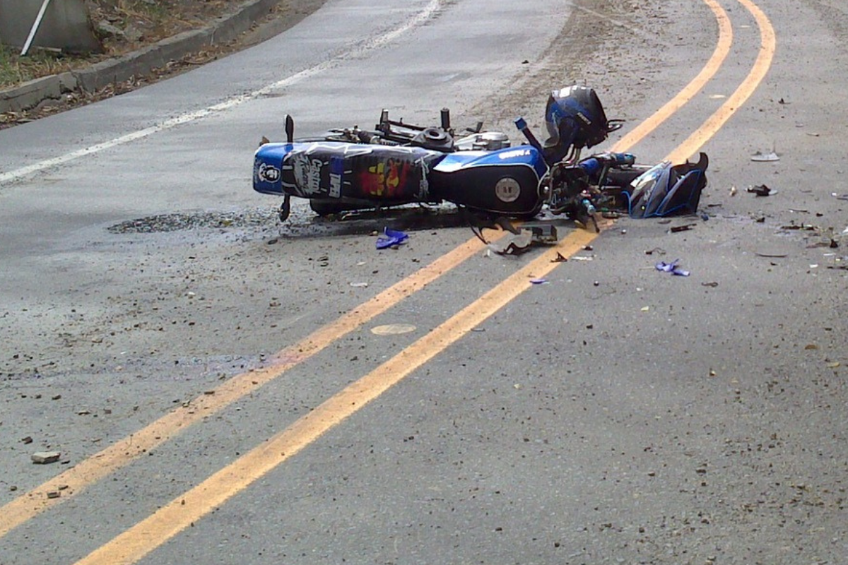 Foto: Pixabay | VIDEO: Motociclista se pasa el alto y vuela por los aires en accidente