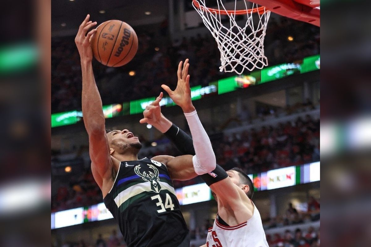 Foto:AFP|Antetokounmpo arrolla a Chicago y los Bucks se avanzan 3-1 en playoffs