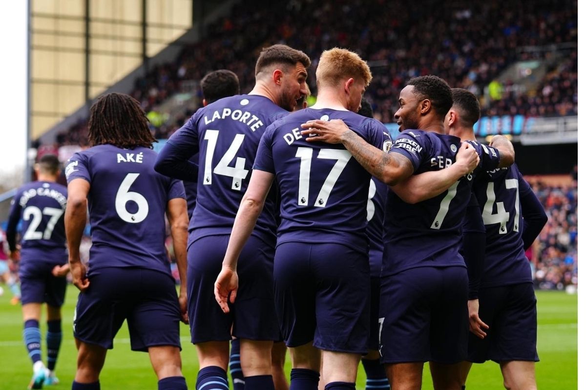 Foto:Twitter/@NathanAke|La Premier League es cosa de dos: Manchester City y Liverpool