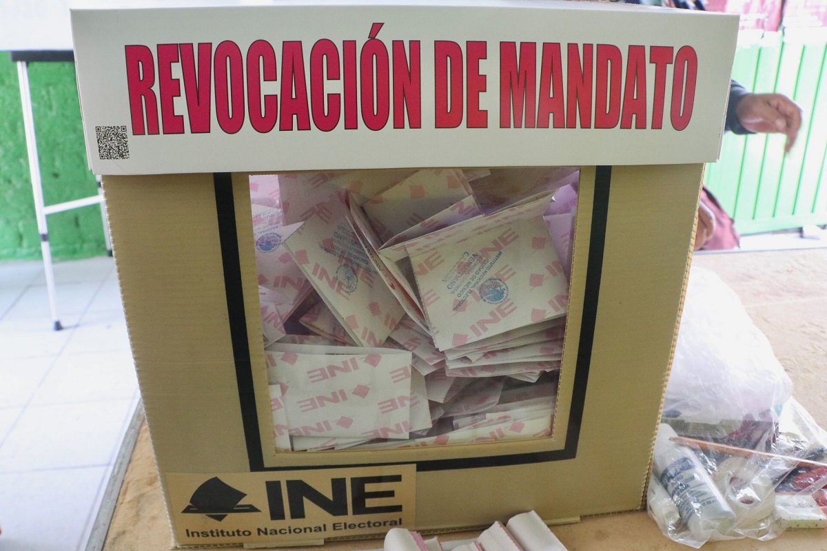 revocación de mandato