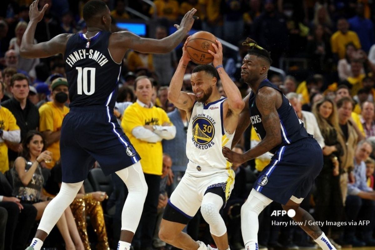 Foto:AFP|Los Warriors aplacan a Doncic y los Mavericks con una épica remontada