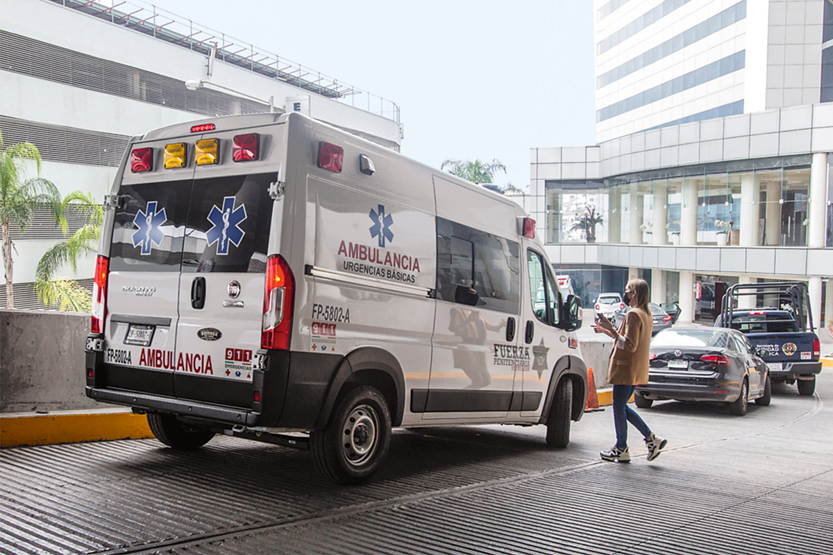 Llevan al Bronco a hospital público