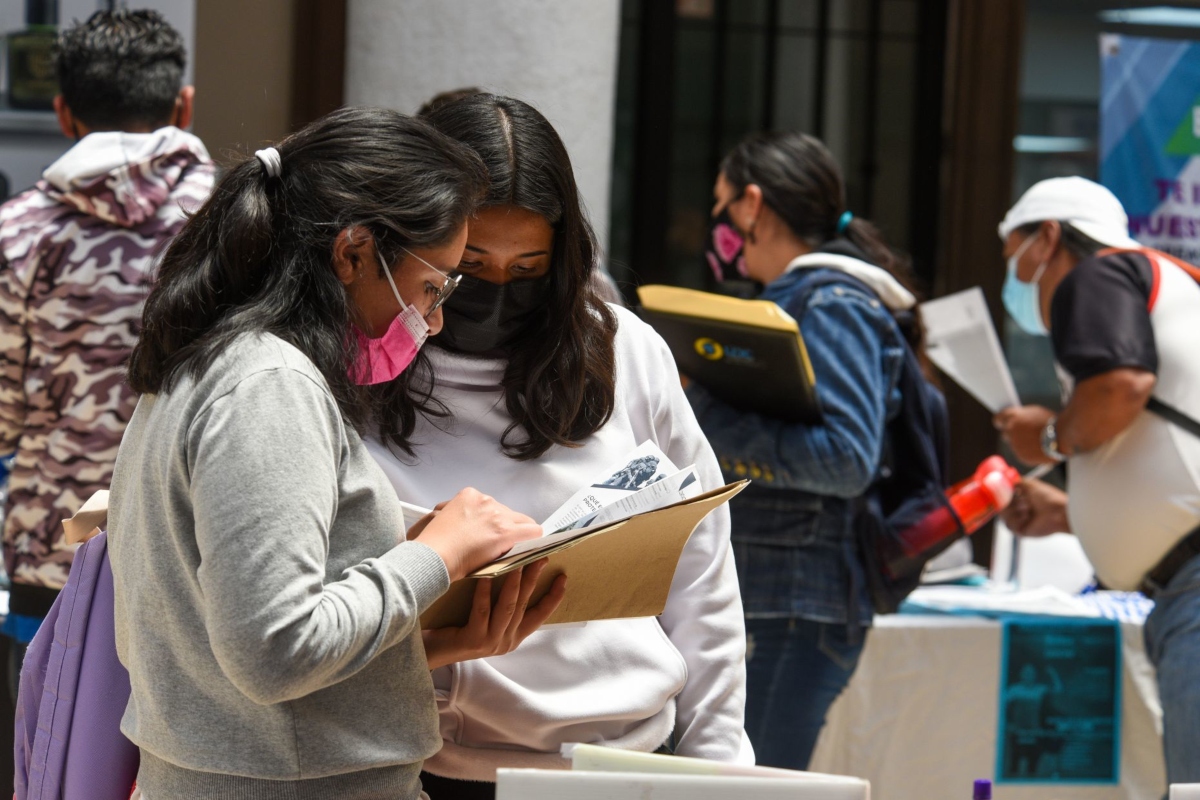 El IMSS informó que el empleo formal registró su noviembre más débil desde 2019.