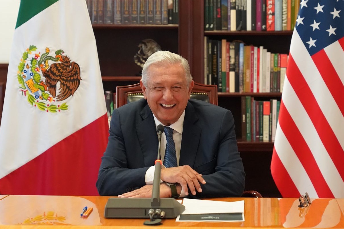 No tenemos que invitar a dictadores: Casa Blanca a AMLO