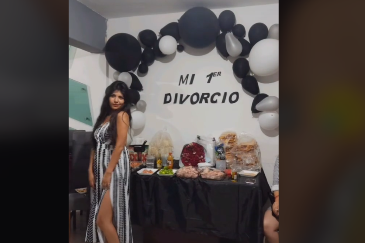 Foto: TikTok/ @nefriteri | “Mi primer divorcio”, familia le organiza fiesta a mujer después de firma los papeles