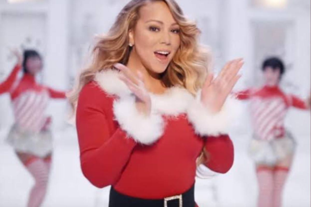 Foto:Twitter/@GilbertoBrenis|Demandan a Mariah Carey por 20 millones de dólares por éxito navideño