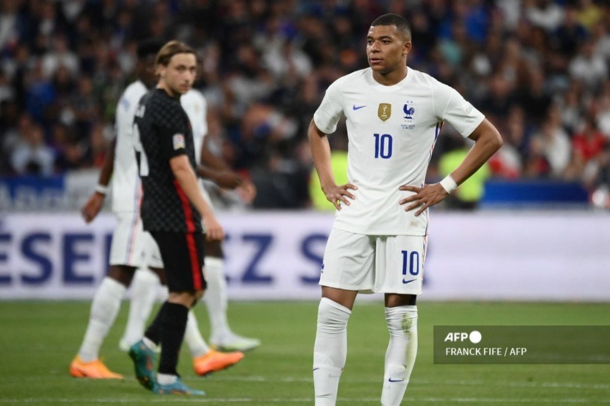 Foto:AFP|Mbappé denuncia "racismo" tras su penal fallado