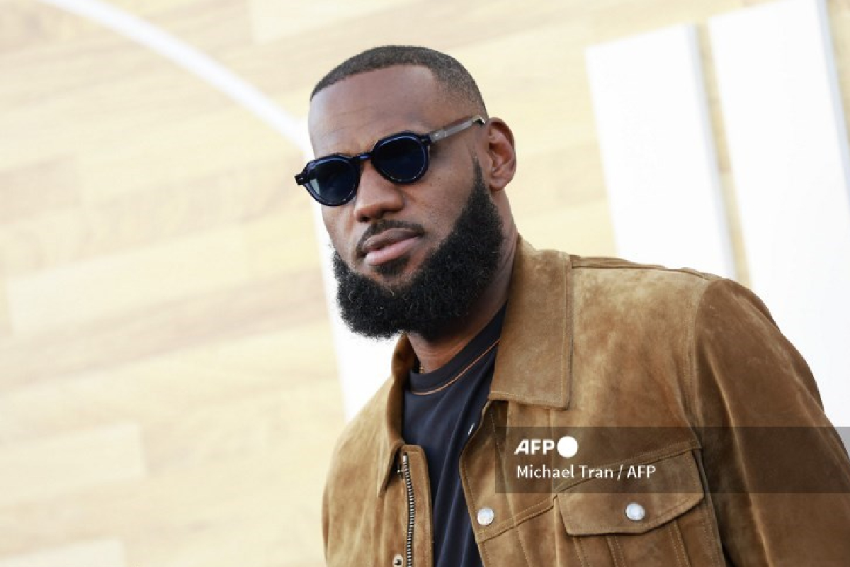 LeBron James la superestrella de los Lakers en alcanzar 1.000 millones de dólares