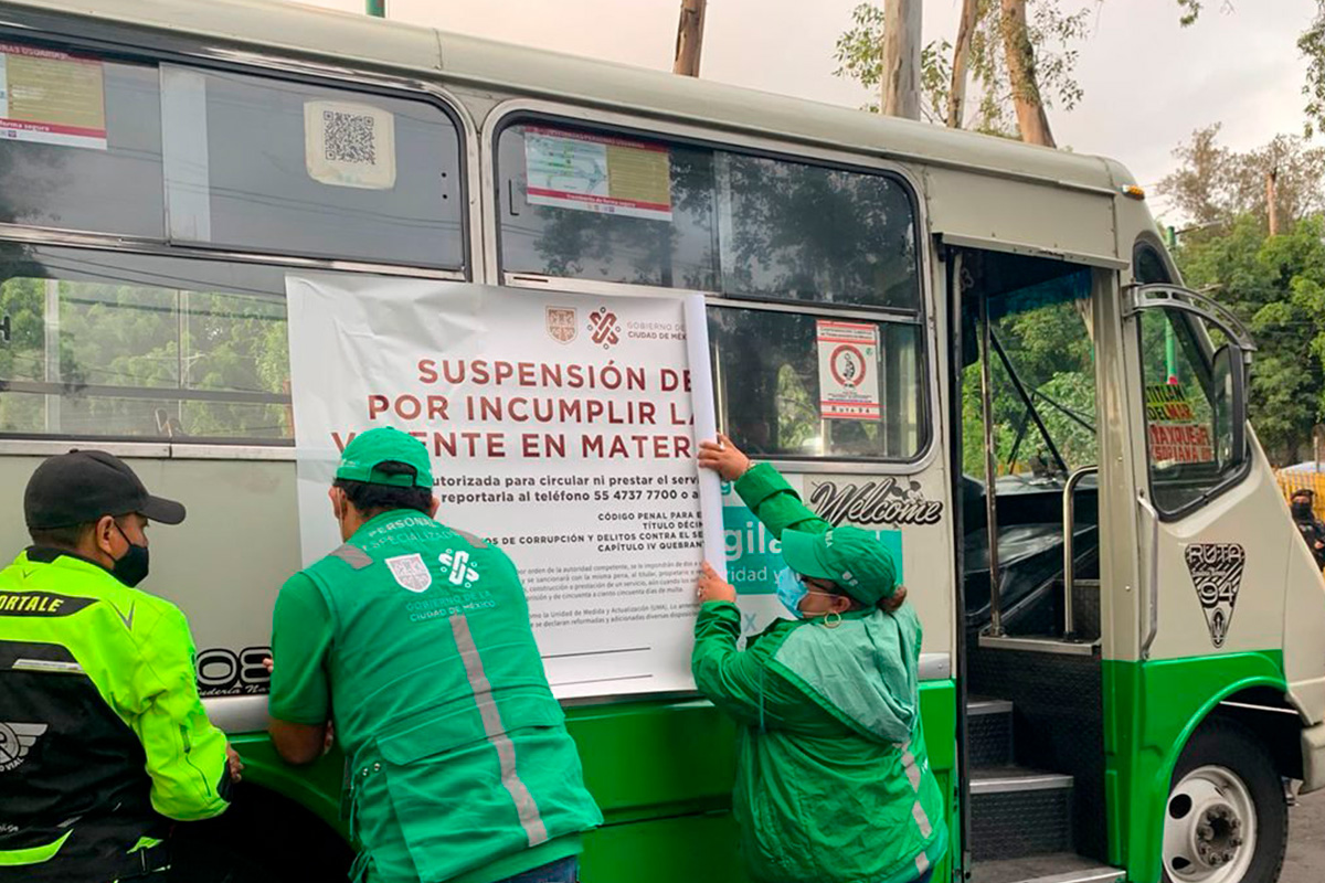 Suspenden 30 unidades de transporte público en CDMX