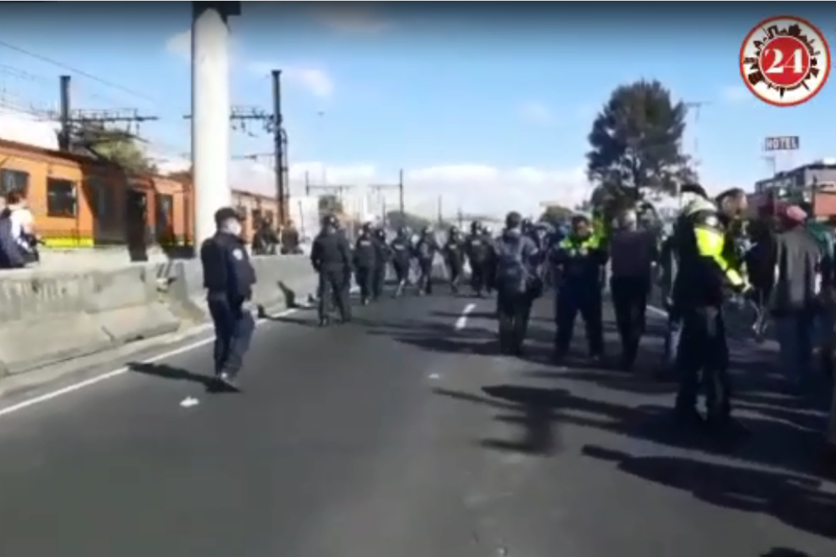 Liberan avenidas bloqueadas por transportistas.